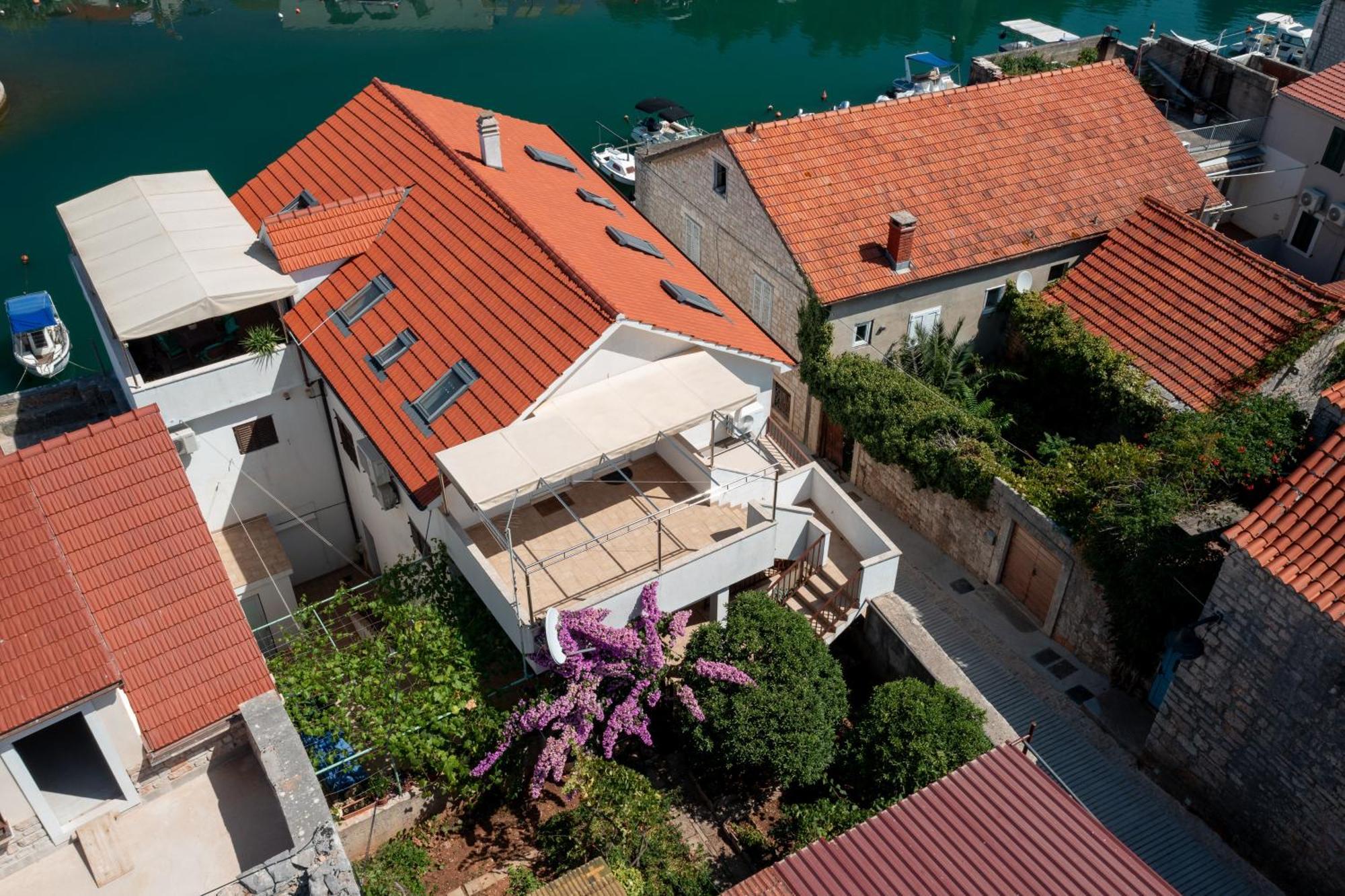 Apartments Damjanic Jerko Vrboska Extérieur photo